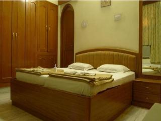 Hotel Kiran Palace